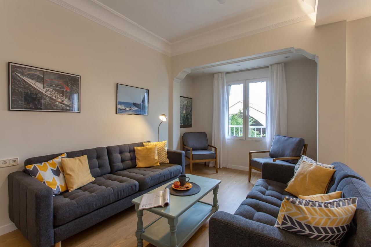 Apartment Near The Marina, Valencia Eksteriør billede