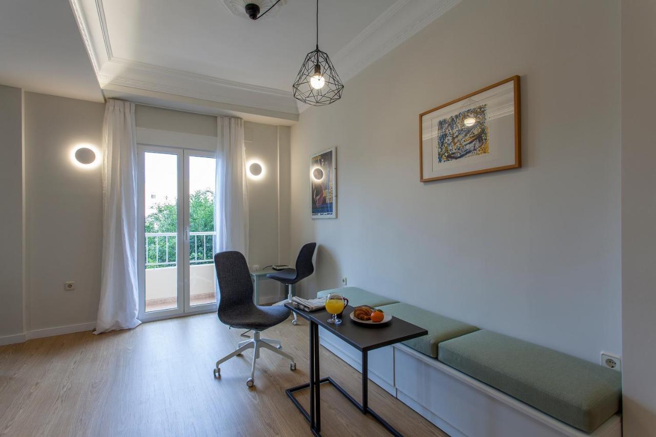 Apartment Near The Marina, Valencia Eksteriør billede